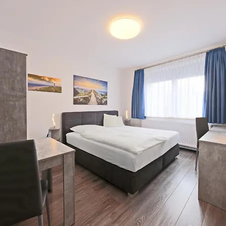 Huelsmann Garni Szálloda Stadland